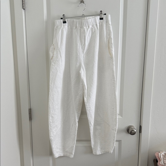 IXIMO Linen Blend Barrel Pant - Ivory (XL) - Picture 1 of 5
